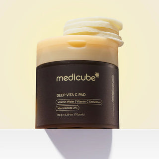 Medicube - Deep Vita C Pad - Brightening Facial Flaps with Vitamin C - Pads Illuminanti Anti Age
