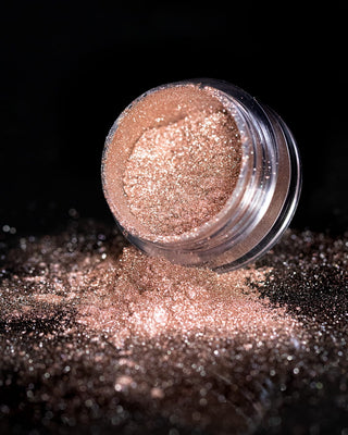 Femme Fatale Cosmetics - Flawless FF20 Pigment