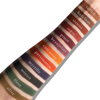 Viseart Professional Make Up - Dark Mattes - Slim Pro - Professional Eyeshadow Palette - VPE04